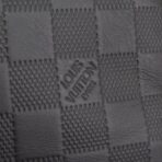 LOUIS VUITTON Damier Infini District Messenger PM - Black - 图片 12