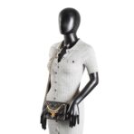 CHANEL Pearl Logo Lambskin Flap Bag - Black - 图片 2