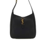 Le 5 à 7 Supple Small in Grained Leather