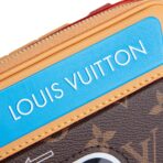 LOUIS VUITTON Limited Edition Baladeur Wearable Wallet - 图片 11