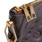 LOUIS VUITTON Coussin Hobo MM - Chocolat - 图片 13