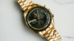 Omega Speedmaster Moonwatch Professional - 42mm Green Dial in 18K Moonshine™ Gold - 图片 3