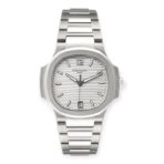 Patek Philippe Nautilus Silver Dial Steel Mens Watch 7118