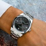 Rolex Oyster Perpetual 114300 39MM Rhodium Dial With Stainless Steel Oyster Bracelet - 图片 3